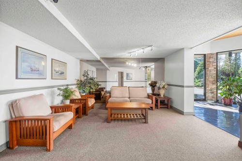 209-7631 Steveston Highway, Richmond, BC 