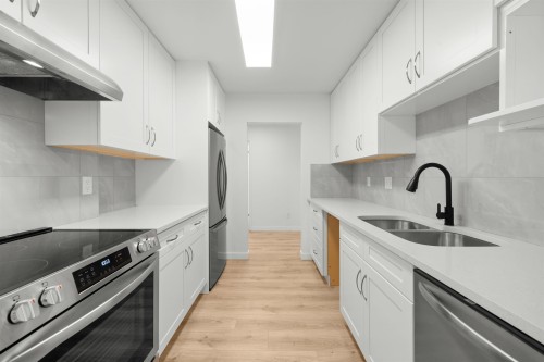 209-7631 Steveston Highway, Richmond, BC 