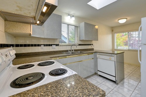 3315 Charles Street, Vancouver, BC 