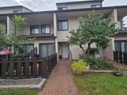 22188 122 Avenue  Maple Ridge, BC V2X 3X6