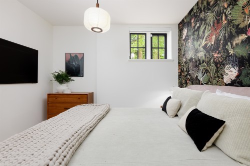 2502 33Rd Avenue W, Vancouver, BC 