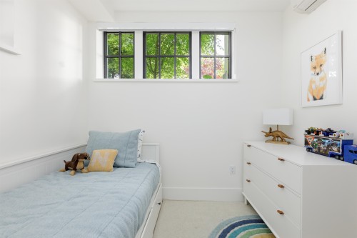 2502 33Rd Avenue W, Vancouver, BC 