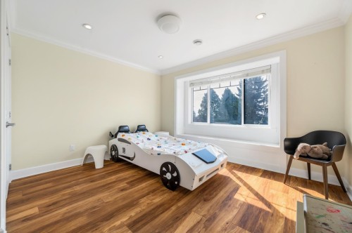 4215 Watling Street, Burnaby, BC 