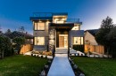 615 6Th Street E, North Vancouver, BC 