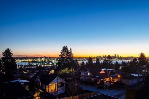 615 6Th Street E, North Vancouver, BC 