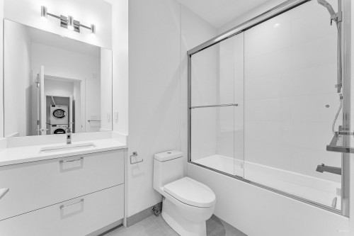 615 6Th Street E, North Vancouver, BC 