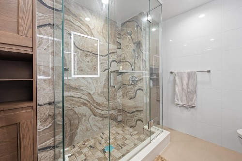 1501-5629 Birney, Vancouver, BC 