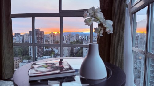 2201-909 Burrard Street, Vancouver, BC 