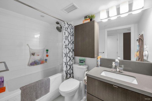 1605-8189 Cambie Street, Vancouver, BC 