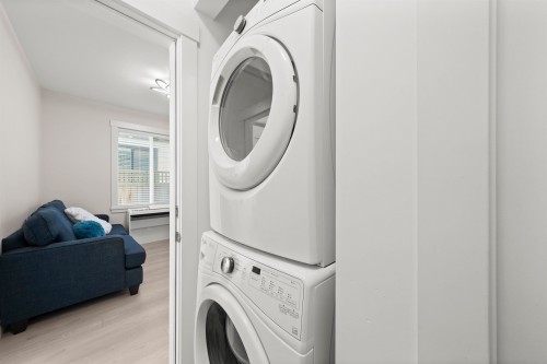 9779 Steveston Highway, Richmond, BC 