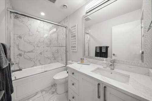 1041 Stewart Avenue, Coquitlam, BC 