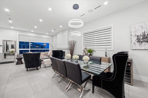 1041 Stewart Avenue, Coquitlam, BC 