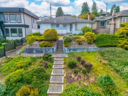 4066 Yale Street  Burnaby, BC V5C 1P9