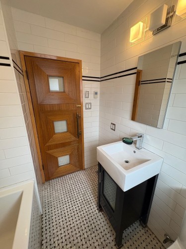 2274 Mclean Drive, Vancouver, BC 