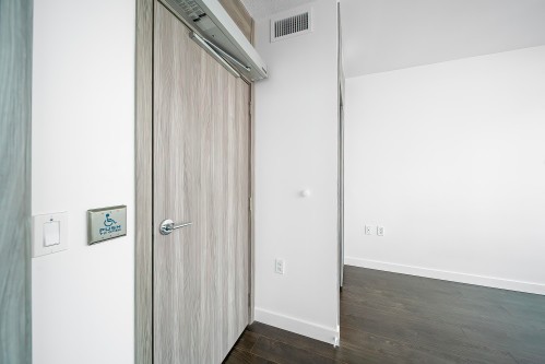 2702-4720 Lougheed Highway, Burnaby, BC 