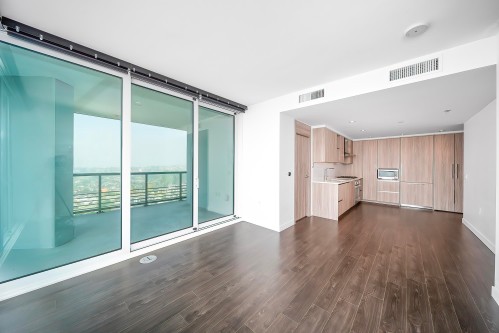 2702-4720 Lougheed Highway, Burnaby, BC 