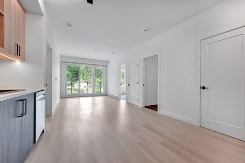 304-1100 Clarke Road, Port Moody, BC 