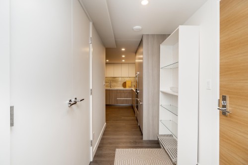 403-6633 Buswell Street, Richmond, BC 