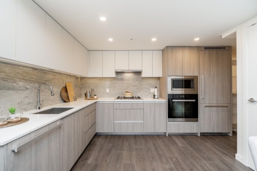 403-6633 Buswell Street, Richmond, BC 