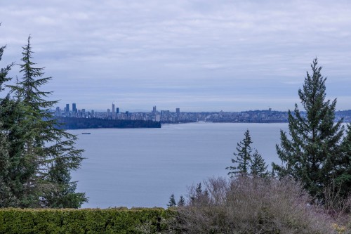3722 Southridge Place, West Vancouver, BC 