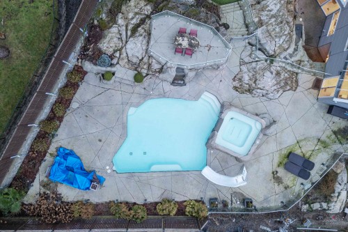 3722 Southridge Place, West Vancouver, BC 