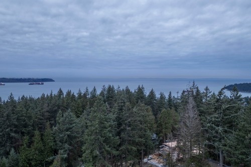 3722 Southridge Place, West Vancouver, BC 