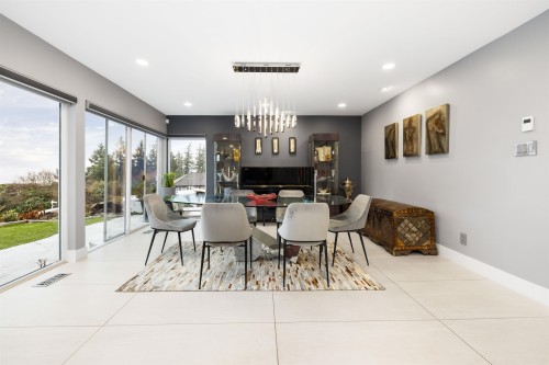 3722 Southridge Place, West Vancouver, BC 