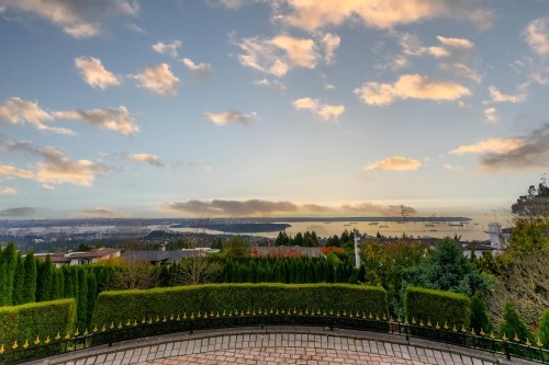 1409 Chartwell Drive, West Vancouver, BC 