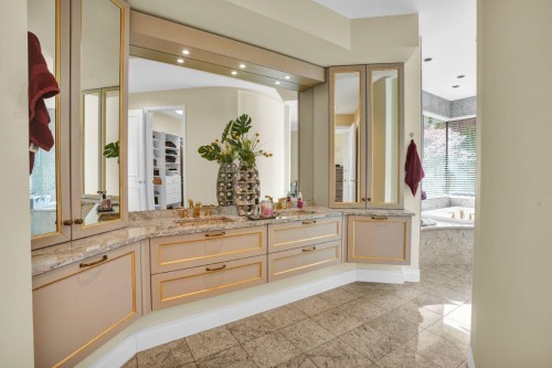 1409 Chartwell Drive, West Vancouver, BC 