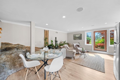 1408 31St Street, West Vancouver, BC 