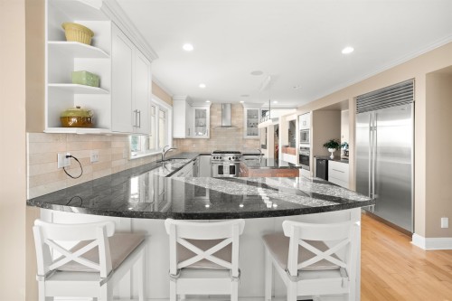 1408 31St Street, West Vancouver, BC 