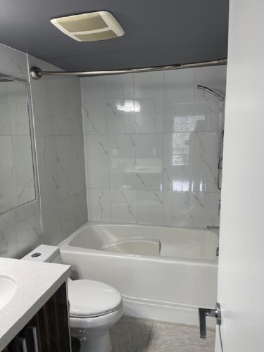 205-22318 Lougheed Highway, Maple Ridge, BC 