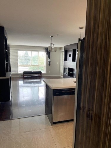 205-22318 Lougheed Highway, Maple Ridge, BC 