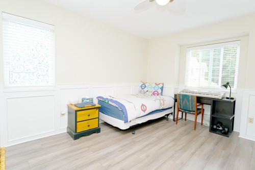 215-22515 116 Avenue, Maple Ridge, BC 