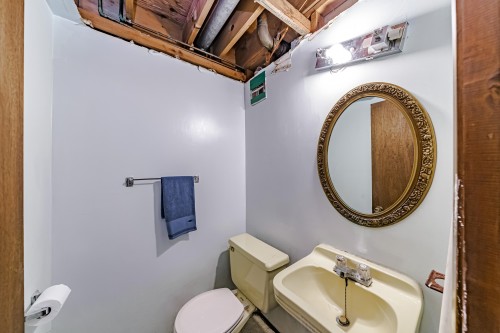 837 Regan Avenue, Coquitlam, BC 