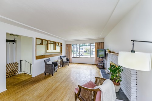 837 Regan Avenue, Coquitlam, BC 