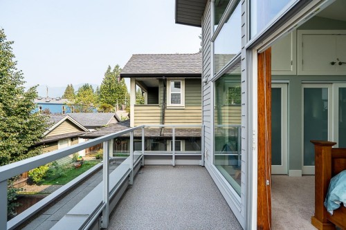 2007 Larson Road, North Vancouver, BC 