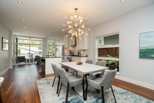 2007 Larson Road, North Vancouver, BC 