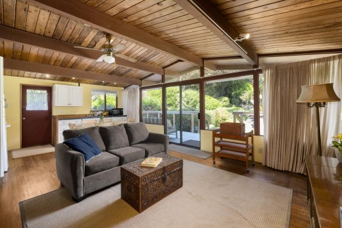 5733 Bluebell Drive, West Vancouver, BC 