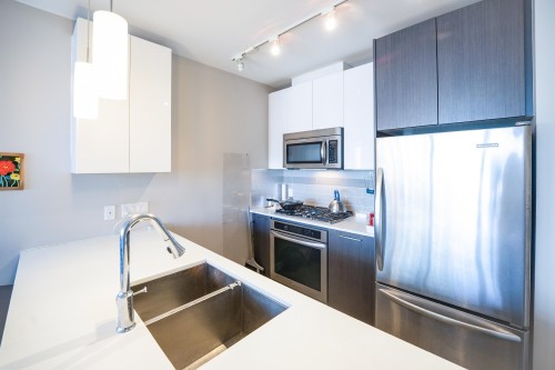 708-6971 Elmbridge Way, Richmond, BC 