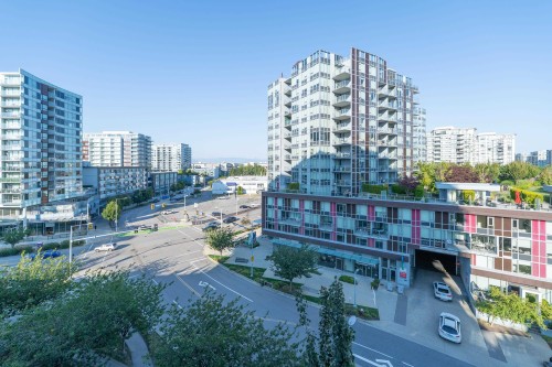 708-6971 Elmbridge Way, Richmond, BC 