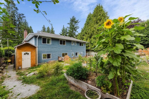 7838 Redrooffs Road, Halfmoon Bay, BC 