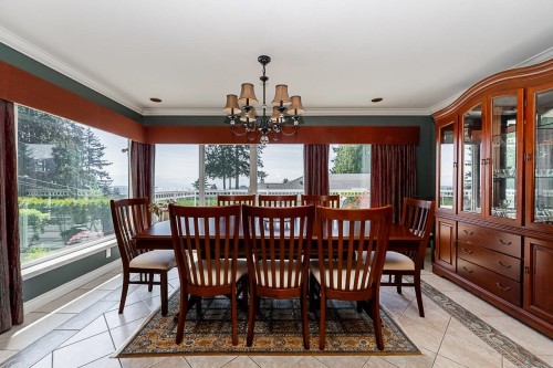 180 Osborne Road W, North Vancouver, BC 