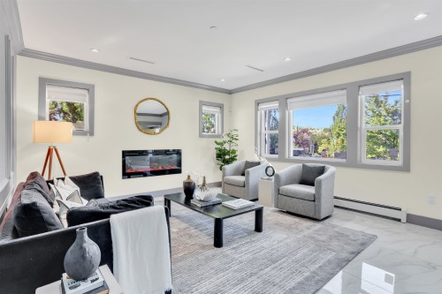 1008 24Th Avenue E, Vancouver, BC 