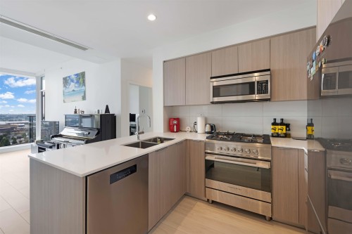 1604-1471 Hunter Street, North Vancouver, BC 