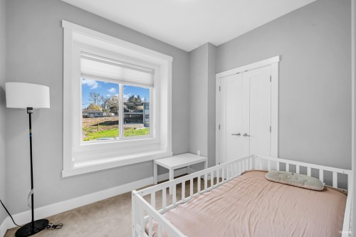 5488 Canada Way, Burnaby, BC 