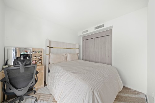 2304-89 Nelson Street, Vancouver, BC 