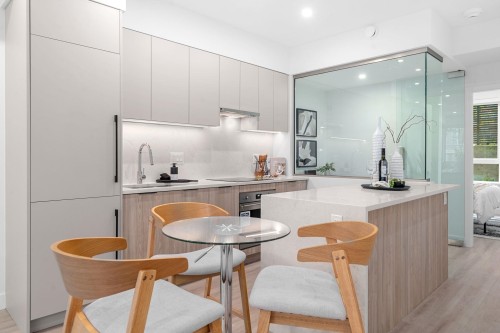 105-7161 17th Avenue  Burnaby, BC V3N 0K1