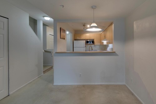 50-123 Seventh Street, New Westminster, BC 