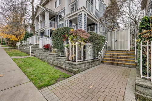 50-123 Seventh Street, New Westminster, BC 